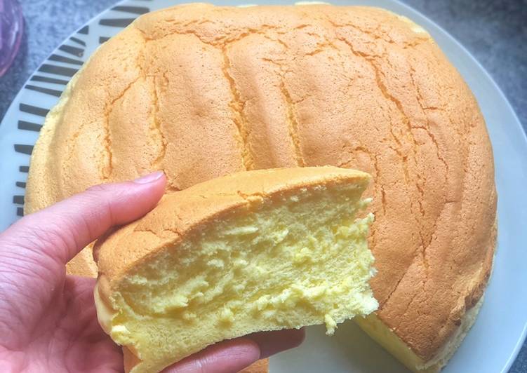 Top 3 cách làm bánh bông lan bằng bột mì và trứng cực đơn giản