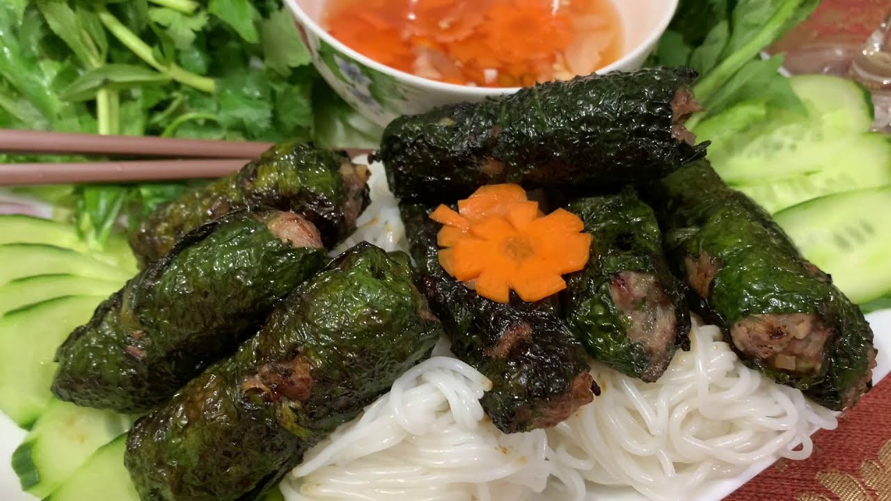 doi-bua-voi-bun-cha-chuan-vi-ha-noi-ngay-gian-cach doi-bua-voi-bun-cha-chuan-vi-ha-noi-ngay-gian-cach