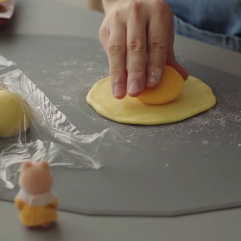 thu-lam-banh-bao-nhan-custard-chuoi-mem-min-thom-beo-bang-bot-mi thu-lam-banh-bao-nhan-custard-chuoi-mem-min-thom-beo-bang-bot-mi