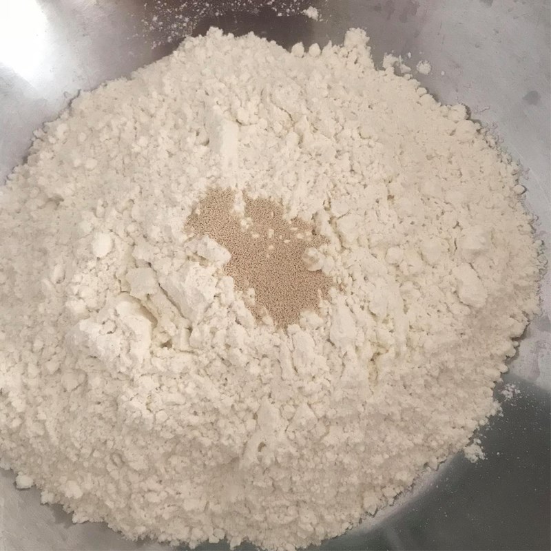 thu-lam-banh-bao-nhan-custard-chuoi-mem-min-thom-beo-bang-bot-mi thu-lam-banh-bao-nhan-custard-chuoi-mem-min-thom-beo-bang-bot-mi