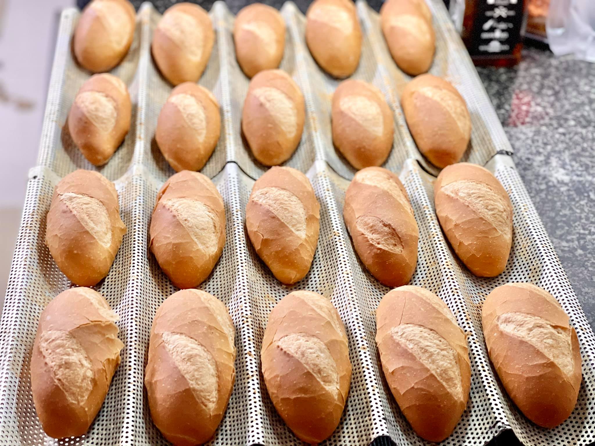 Cách làm bánh mì Việt Nam