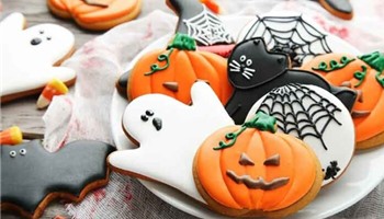 Công thức làm bánh quy sắc màu dịp lễ Halloween cho bé